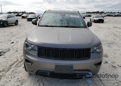 2019 Jeep Grand Cherokee Laredo из США, поврежденный, VIN 1C4RJFAG2KC589265